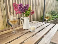 Grandma's Cottage Set in Lovely Mid-Devon. Ideal for Your Year Round Escape. Hotels in Cullompton