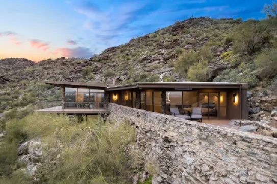 Modern Mountain Escape - Privately gated, unobstructed views atop South Mountain