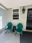 1910 on Route 66 is a Charming historic 2 bedroom 2 bath home, close to downtown
