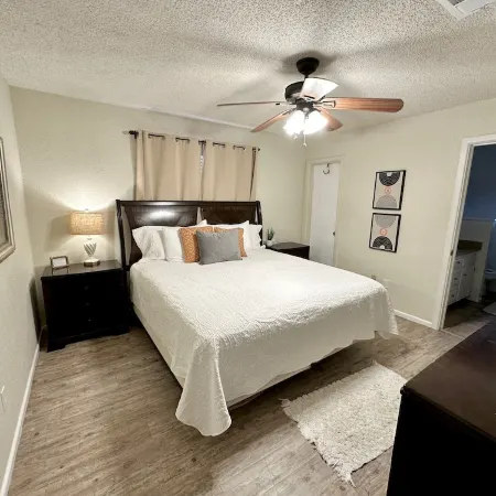 Red Raider House + Hot Tub + Game Room + 4Br Sleeps 18 + Central Lbk