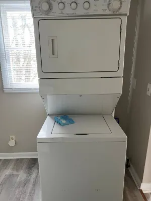 Corporate Cottage in LaPorte Cable St Front unit