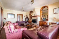 OPPORTUNITY! Stunning exclusive Villa next to the sea