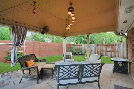 Cheerful Home in Clear Lake minutes from JSC/NASA Отели рядом с достопримечательностью «Космический центр в Хьюстоне»