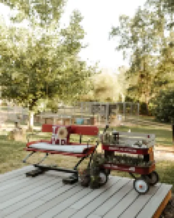 CHUCKELLI FARM's COZY COTTAGE