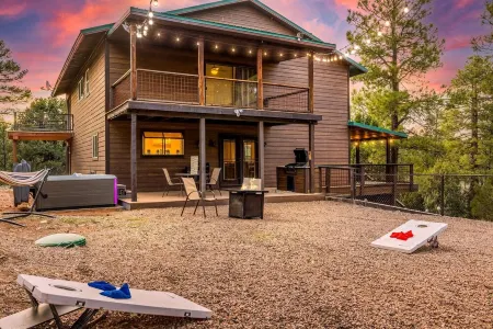 4 Bedrooms, Sleeps 16, Hot Tub, Games, Tesla Charger, Smart TV's,  MORE!