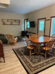 Adirondack Cabin w/Kayaks, Direct Snowmobile&ATV Trails, Swimming, Hiking, WiFi