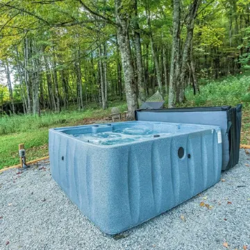 Mountain Cabin Oasis: hot tub&fire pit