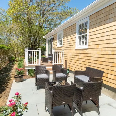 Newly remodeled cottage on a shell street in Siasconset, MA - Nantucket Island