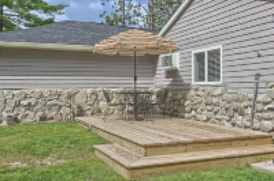 The Perfect Getaway *Sleeps  Pet Friendly  *Traverse City *Crystal Mountain