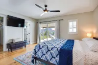 Fletcher Hills luxury, Sunset View, 4 BR, Saltwater Pool and Spa