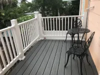 COZY BEACH HOUSE 2 BEDROOM