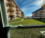 2B/2B Ground Floor/Poolside/ Ocean Front