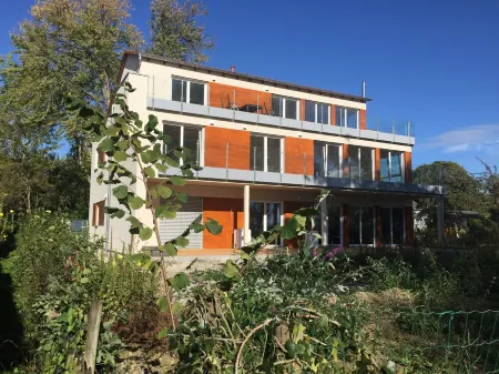 Direct lake with large south-west balcony (new building 2019)