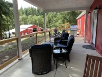 Secluded property on 14 forested acres, 18 minutes to U of O