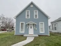 Charming Family Retreat - 15 min to Nauvoo & Carthage - 3-Star