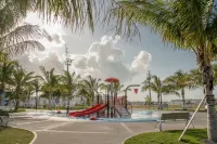 Hemingway Hideaway in the Truman Annex