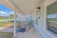Cozy Cottage: Under 10 minutes to Pickwick Lake, downtown, & conference center!