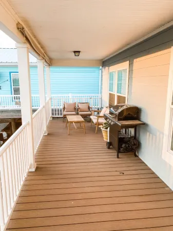 Rip Line Lodge at Venice Marina- 3bedroom/2bath lodge