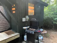 A-frame Blue Ridge Parkway Cabin - Pet Friendly