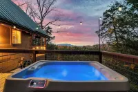 Timber Lodge! Mtn View, Pickleball, Close 2 Dolly!