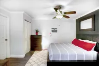 Newly Renovated Casita in Mesa, King-Sized Bed and Lightening Fast WiFi
