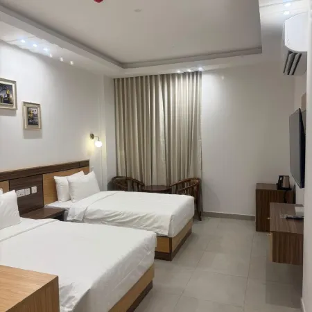 4 Guys Hotel