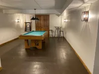 6 bed 7 Bath VT retreat - rent a former B&B Greybourne House,  Manchester VT