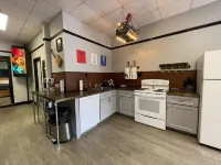 Large trail riders' retreat with personality, sleeps 12, minutes from trails