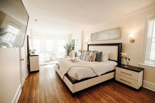 9Br Luxury Ocean-Block, Sleeps 25, Jacuzzi Hot Tub for 6! EV Charger!