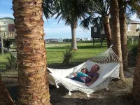 Palm Beach Afforable Fun Getaway! NEAR PIRATES BEACH