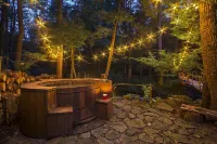 Get cozy at Big Al's Poconos Creek House - Wireless DSL & Trout!!