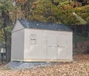 Spacious Family Getaway 10Min to Mt Snow w. Firepit, BBQ, King Bed