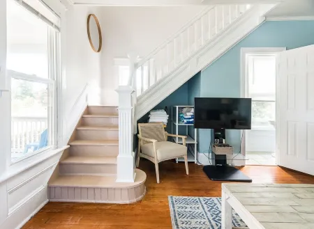 Across from the park and 2 blocks from beach & restaurants- LEFT side of duplex