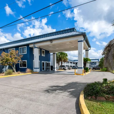 Americas Best Value Inn Gonzales