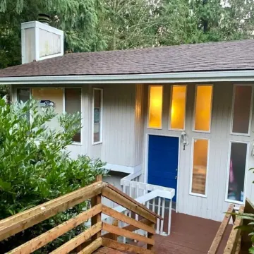 08 Min to PAE Airport - Cozy 2Br Home Surrounded by Nature w/carport