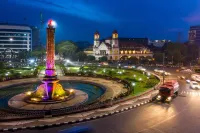 Gatsu Residence by Yurooms