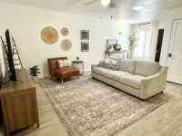PETS STAY FREE! 3 bed 2 ba condo, with community pool -Sleeps 6