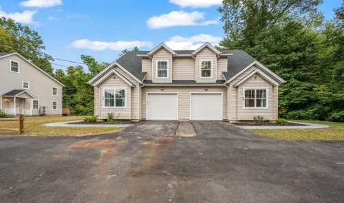 Modern Family Retreat | Near Downtown Hartford | Sleeps 10