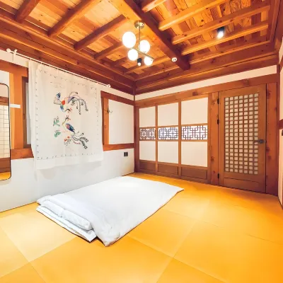 Gyeongju Woljeongheon Hanok Pension サンジュチアン周辺のホテル