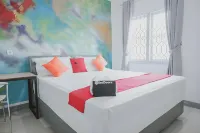 RedDoorz @ Beringin Jambi Hotels in The Hok