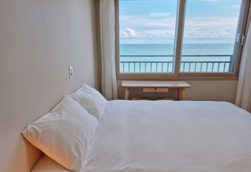 더퍼스트오션 송정 객실 내부