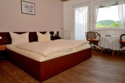 Weinhaus Hotel Zum Josefshof Hotels in Traben-Trarbach