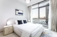 Elite LUX Holiday Homes - Dubai Creek Oasis: 2BR Luxe w/ Burj View