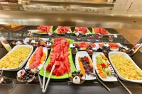 Carine Hotel Kumbor Superior - breakfast