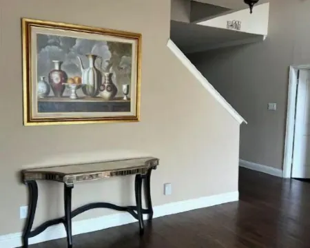 Luxury Peaceful 4Bedroom House Hotels in DeSoto