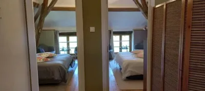 Gîte et Chambres d'hôtes le Chêne Billault Hôtels à : Loudun