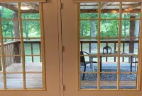 Grace Hill Get-away…Style & Comfort in 3/2 Home