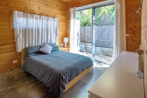 "Whiteleaf" Luxury. Linen included