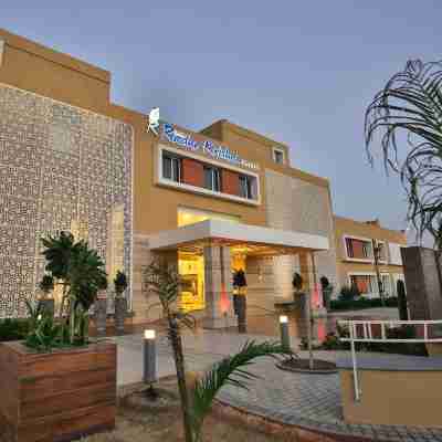 Club Mahindra Dwarka Hotel Exterior
