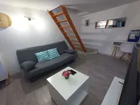 La Maison Cupidon, ideal for 1 or 2 people - fully equipped studio apartment